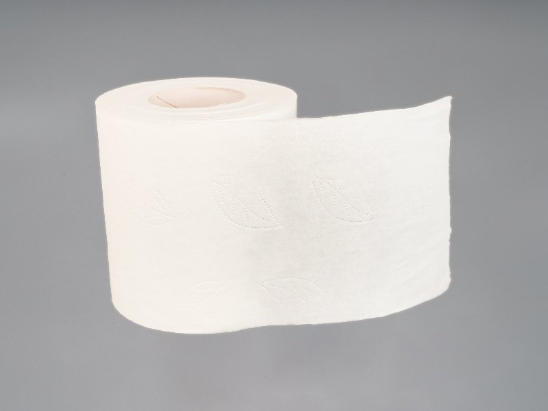 100% virgin wood pulp toilet paper 14gsm 3ply size10.5x20cm roll dia10.3cm core dia4.2cm2